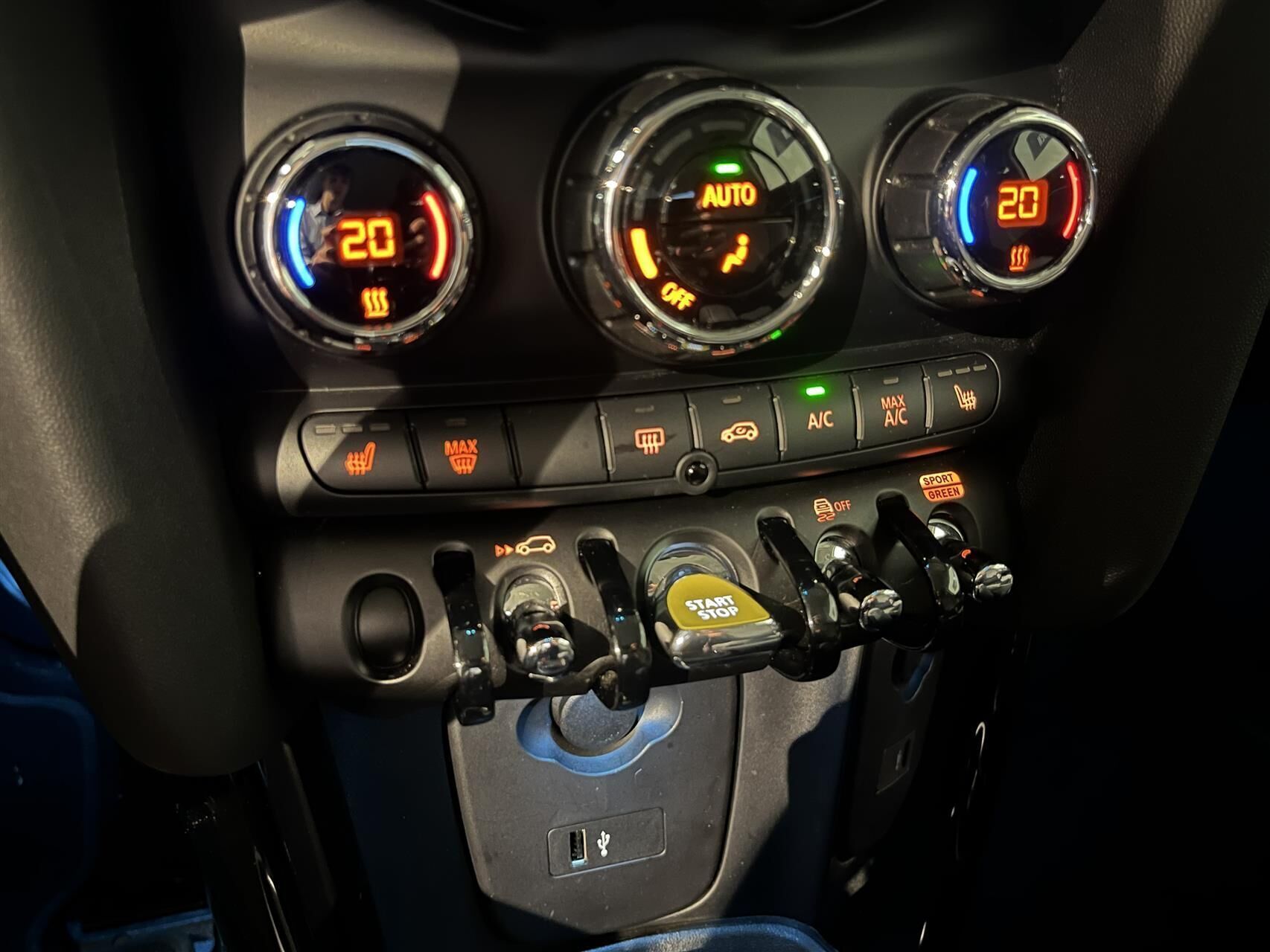 Sort Mini Cooper fra 2023