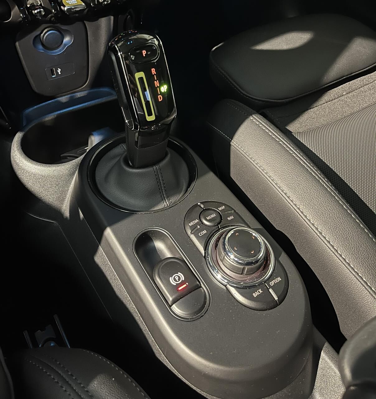 Sort Mini Cooper fra 2023