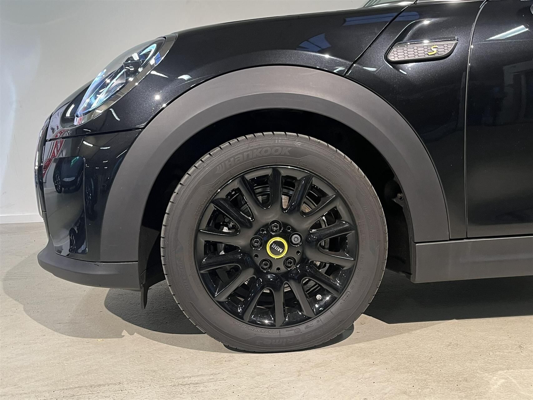 Sort Mini Cooper fra 2023