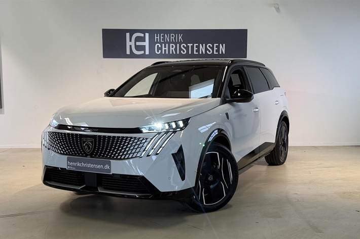 Hvid Peugeot e-5008 fra 2025 set udefra