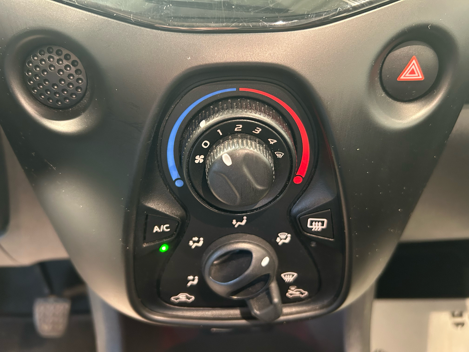 Sort Citroën C1 fra 2015