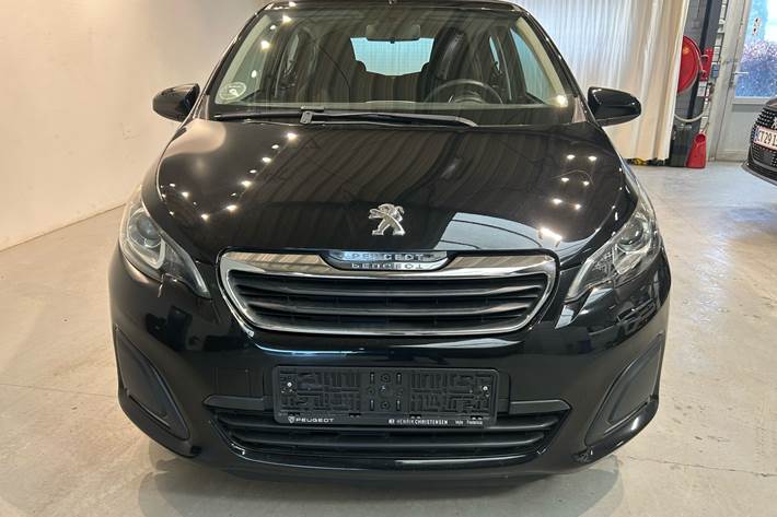 Sort Peugeot 108 fra 2014