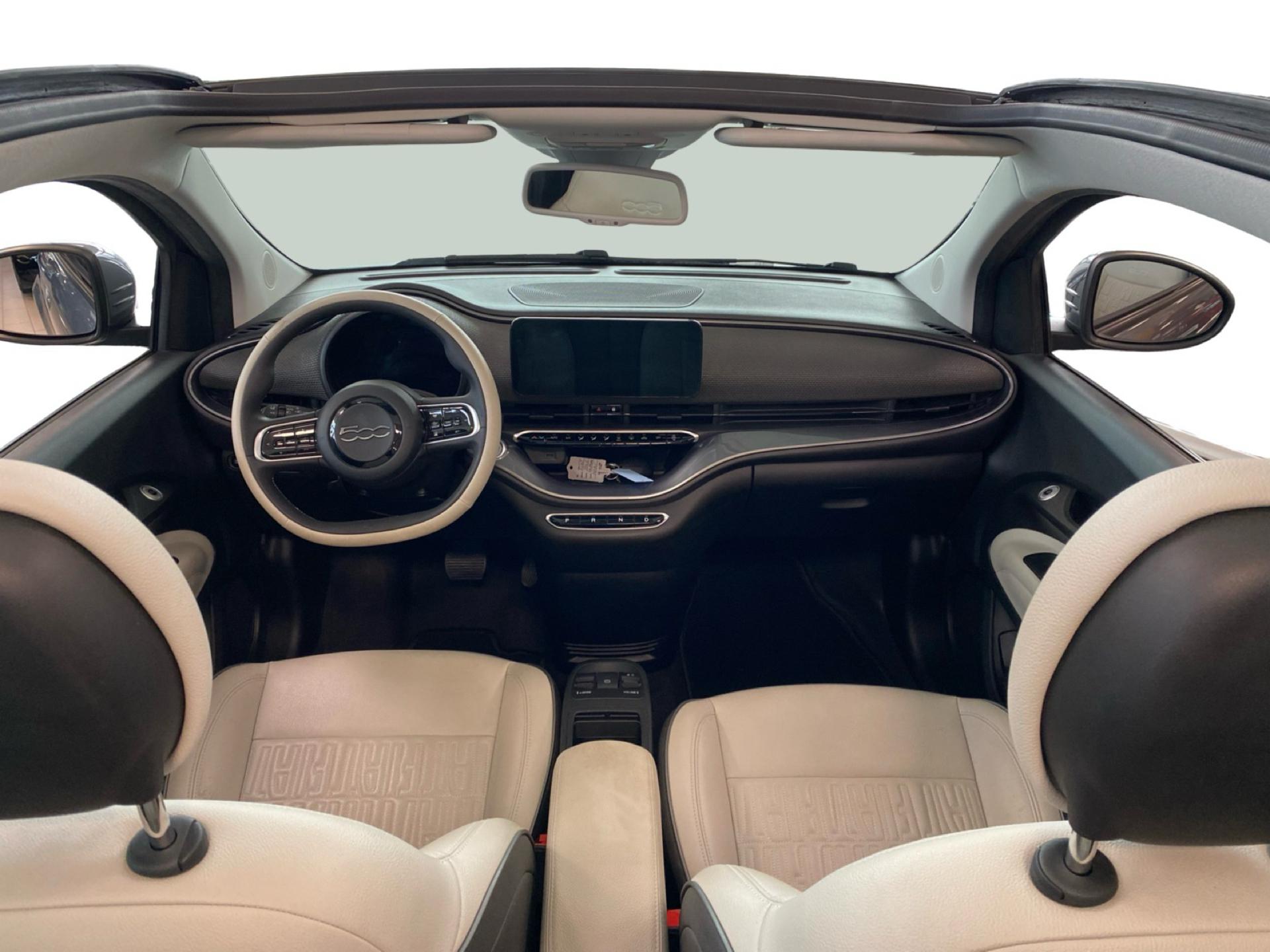 Grå Fiat 500e fra 2021
