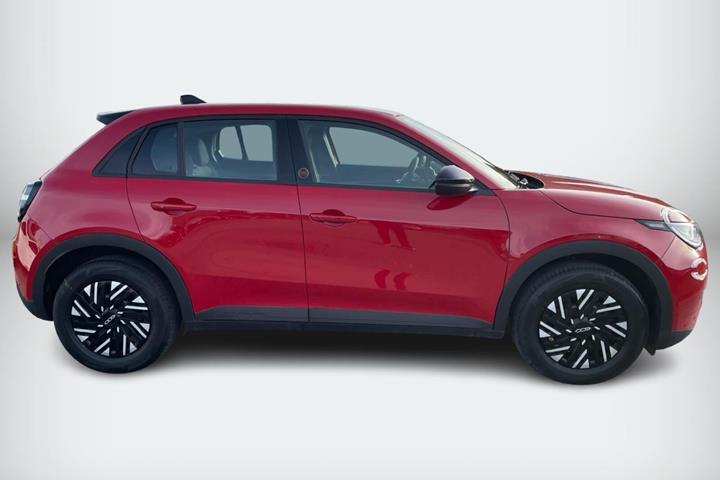 Rød Fiat 600e fra 2024