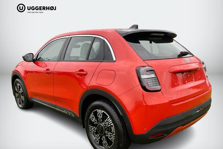 Orange Fiat 600e fra 2024