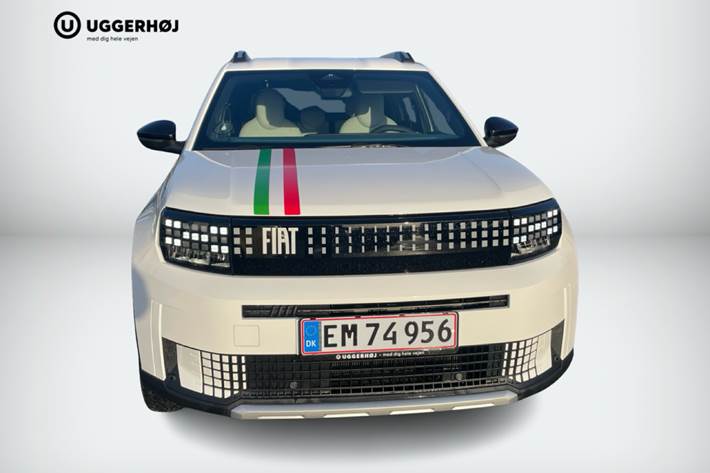 Hvid Fiat Grande Panda fra 2025 set udefra