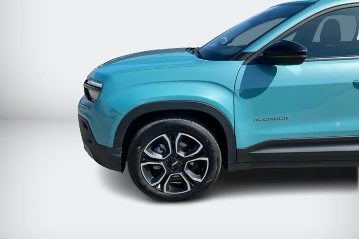 Blå Jeep Avenger fra 2023
