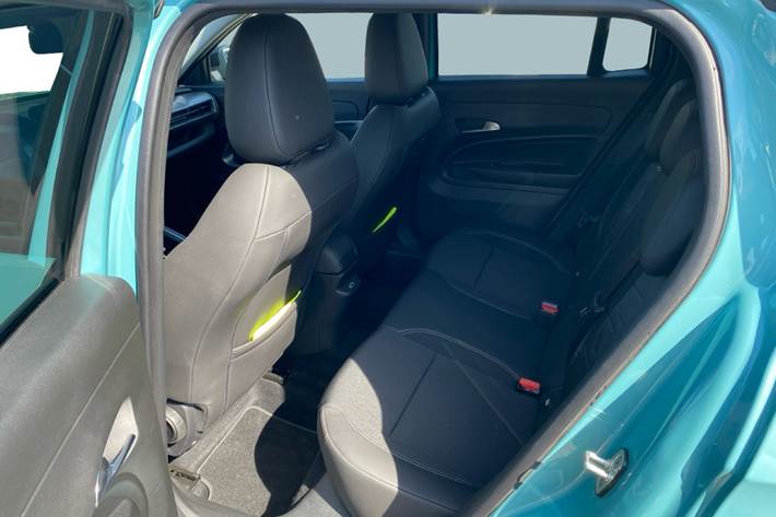 Blå Jeep Avenger fra 2023