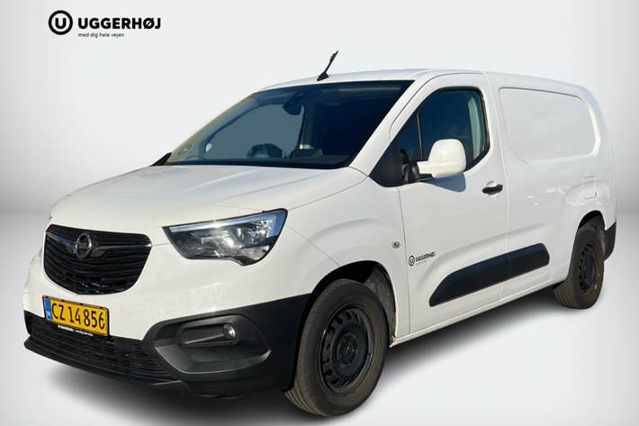 Hvid Opel Combo fra 2021 set udefra