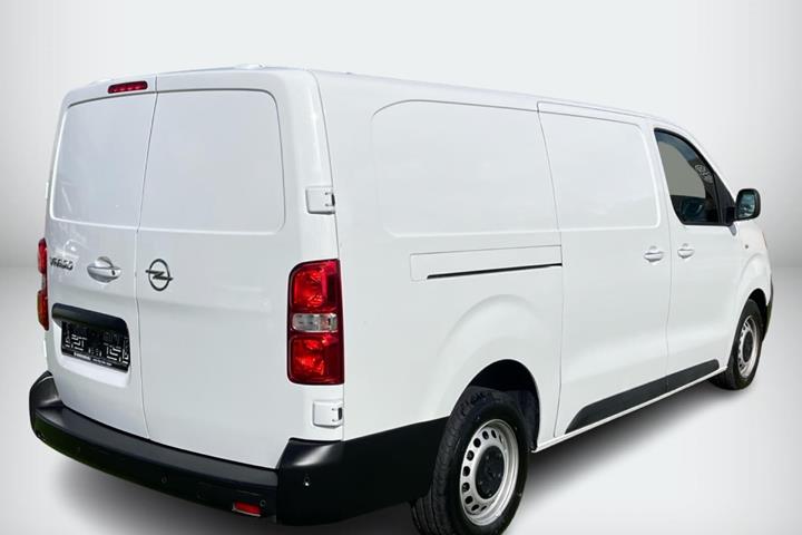 Hvid Opel Vivaro fra 2023