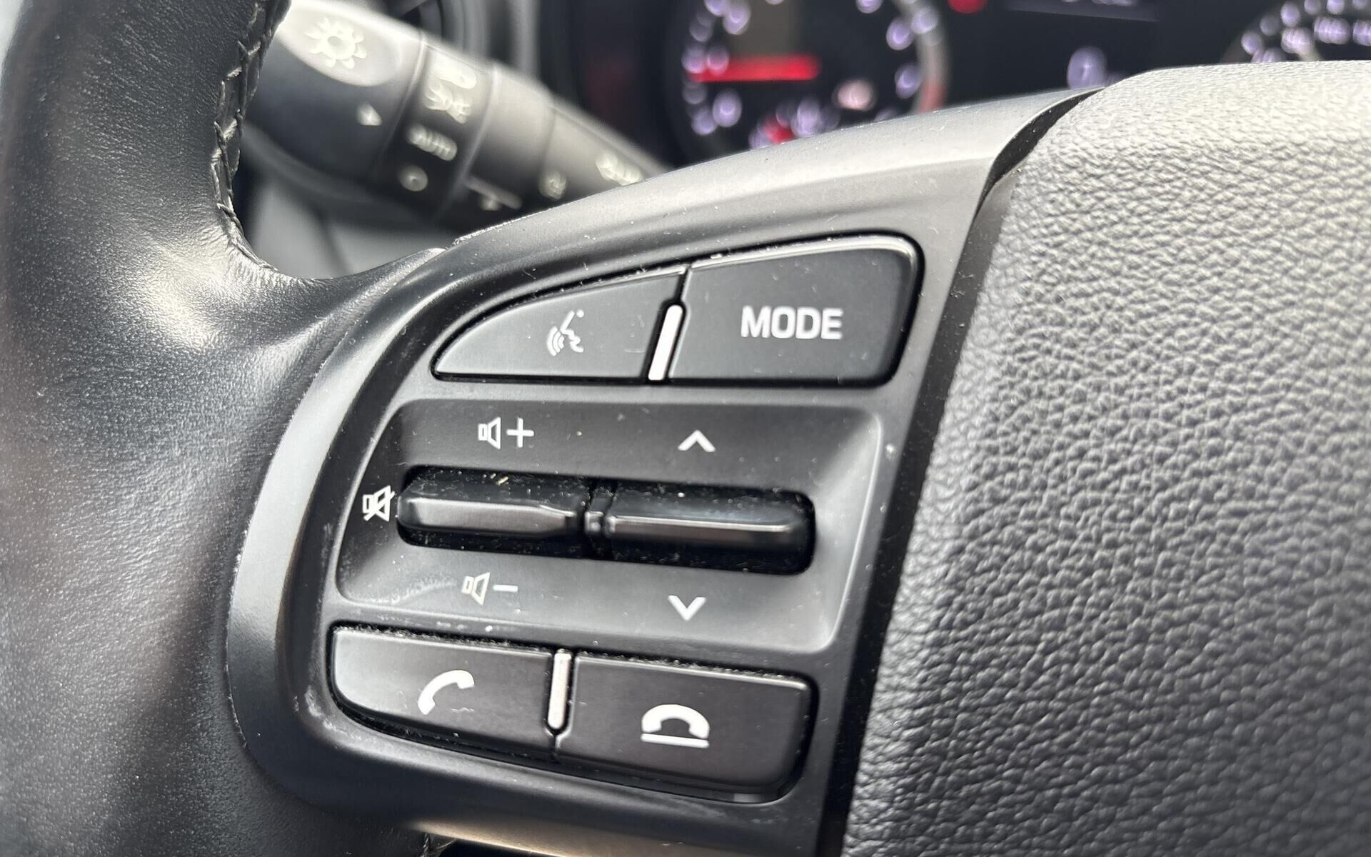 Sort Hyundai i10 fra 2021