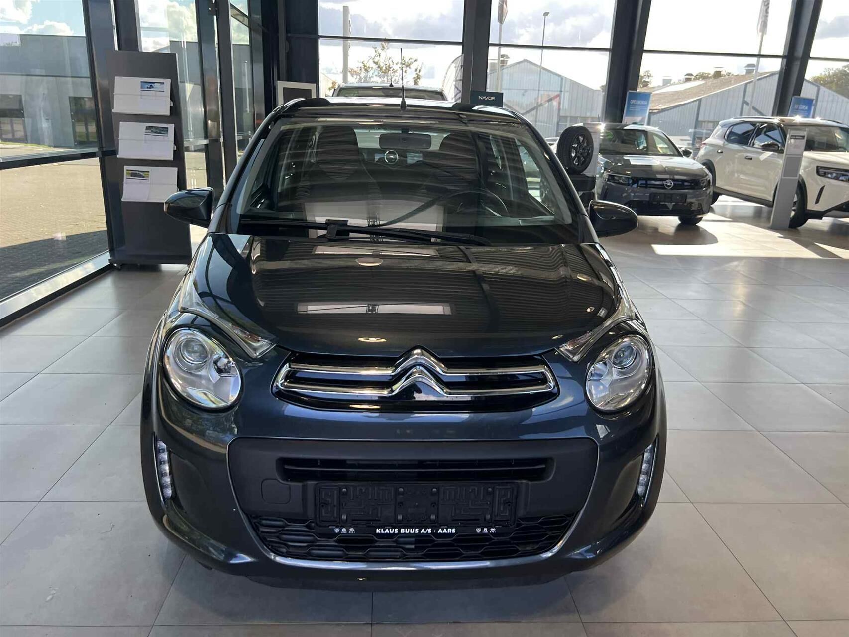Citroën C1 1,0 VTi Shine 72HK 5d