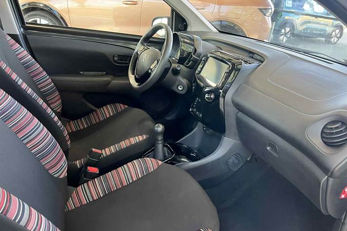 Grå Citroën C1 fra 2021