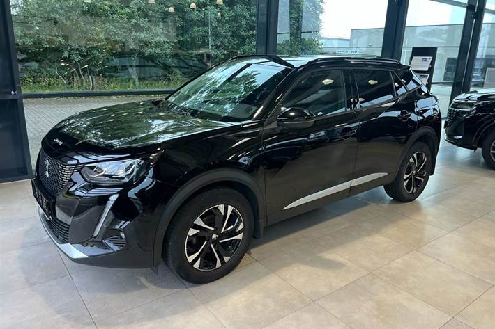 undefined Peugeot 2008 fra 2021 set udefra