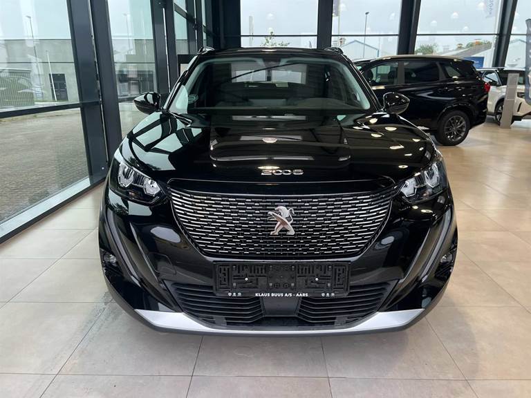 Peugeot 2008 1,2 PureTech Allure Pack 130HK 5d