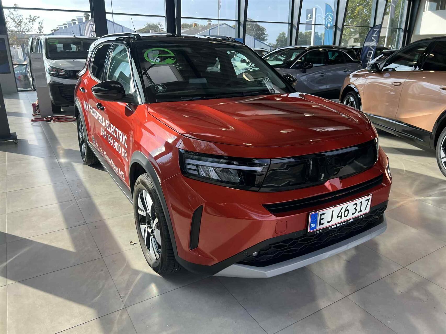 Orange Opel Frontera fra 2025