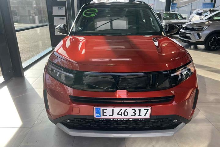 Orange Opel Frontera fra 2025
