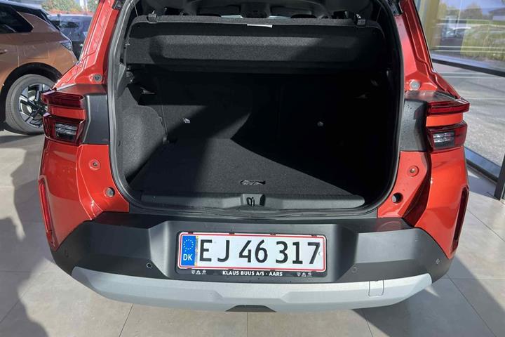Orange Opel Frontera fra 2025