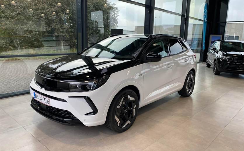 Opel Grandland 1,6 PHEV Plugin-hybrid GSE AWD 300HK 5d 8g Aut.