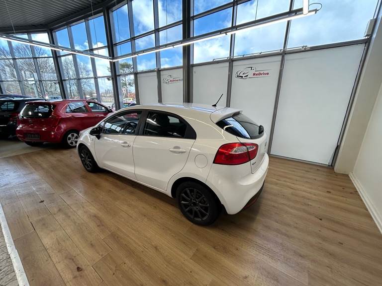 Kia Rio 1,2 Exclusive 85HK 5d