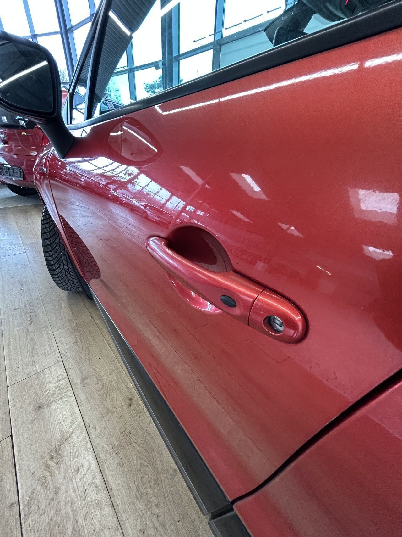 Rød Renault Clio fra 2016