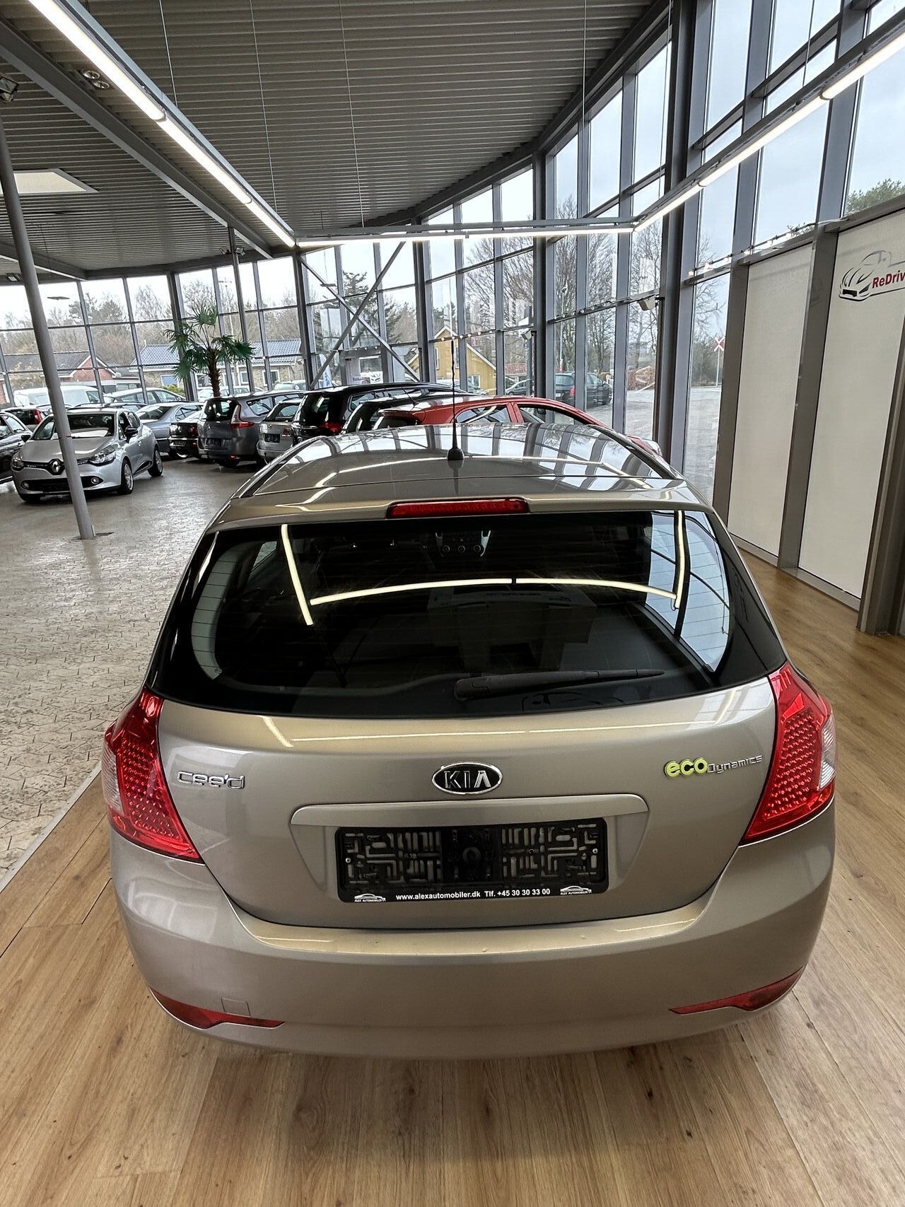 Kia Ceed 1,4 Exclusive 90HK 5d