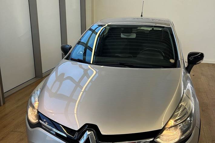 Sølv Renault Clio fra 2013