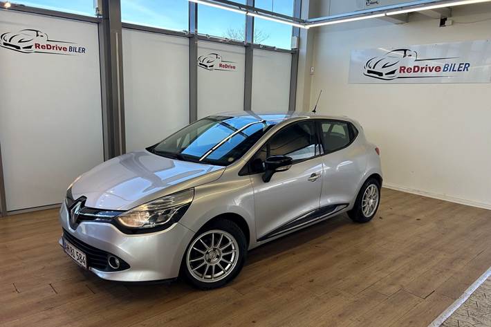 Sølv Renault Clio fra 2013