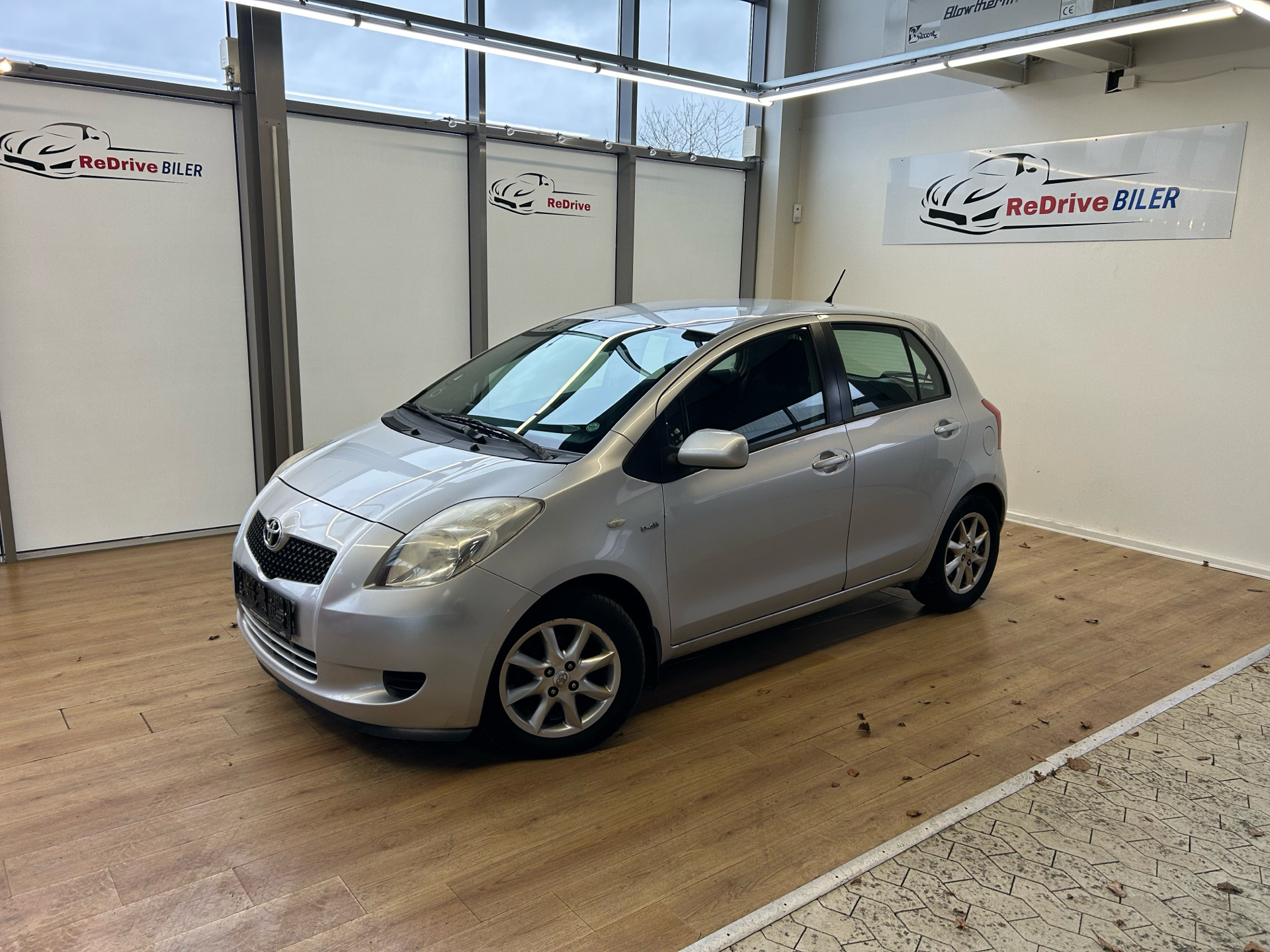 Toyota Yaris 1,4 D-4D aut. 5 dørs 90HK 5d