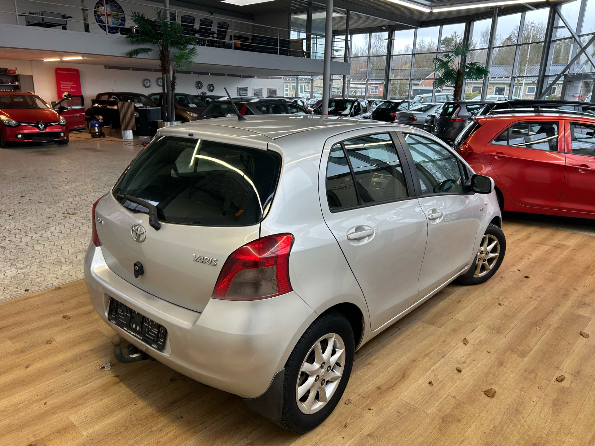 Toyota Yaris 1,4 D-4D aut. 5 dørs 90HK 5d