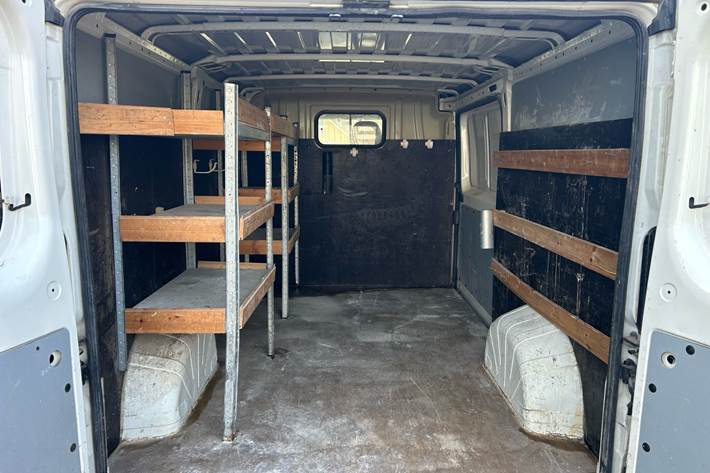 Hvid Peugeot Boxer fra 2006