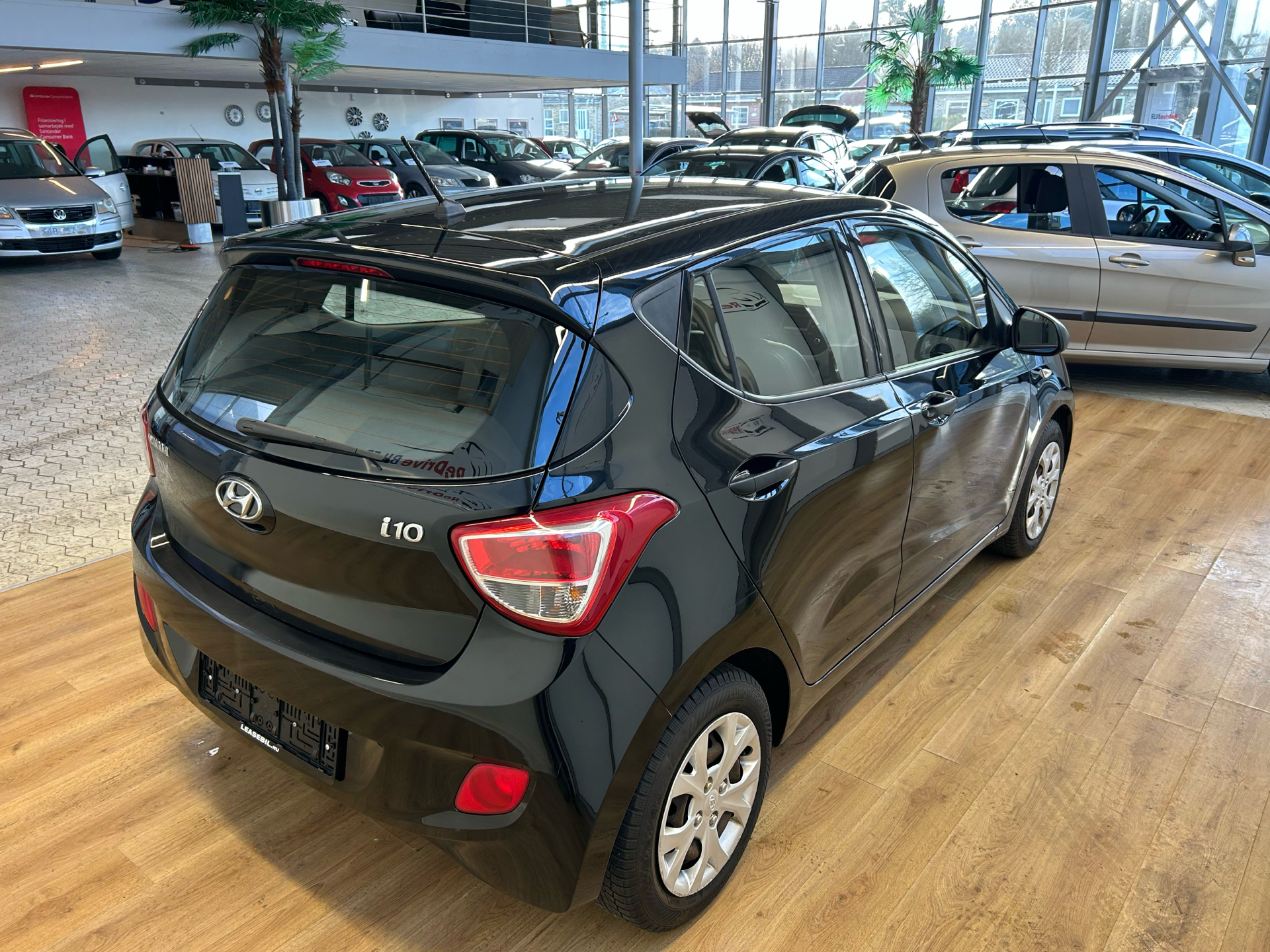 Sort Hyundai i10 fra 2014