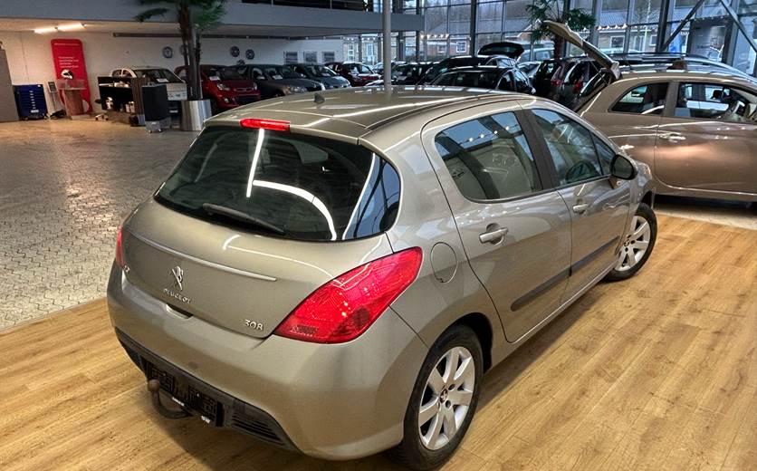 Peugeot 308 1,6 120HK 5d