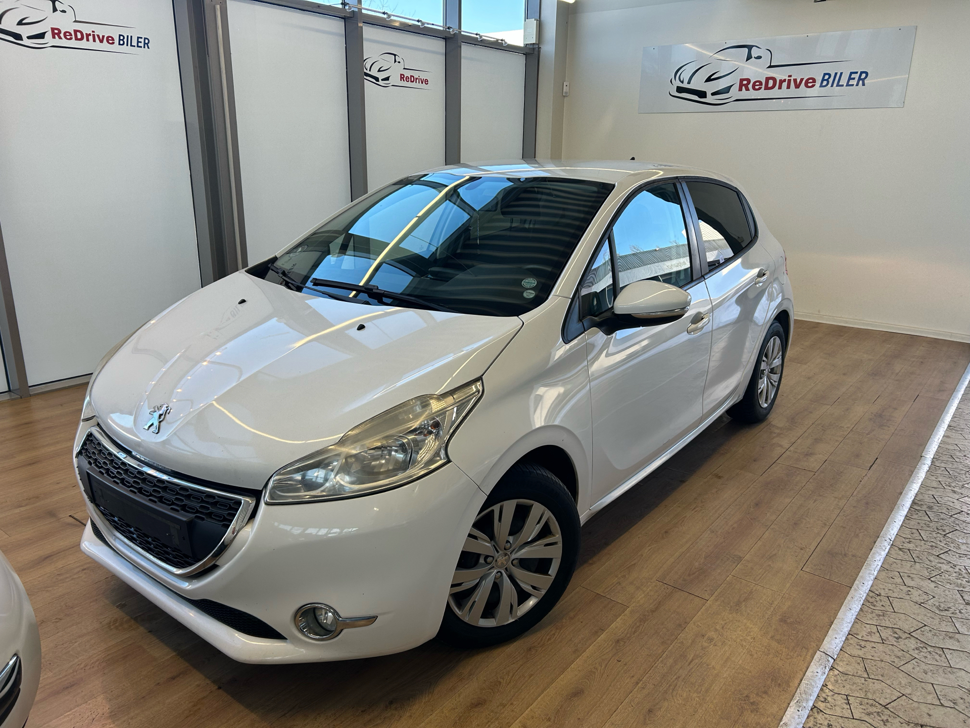 Peugeot 208 1,0 VTi Access 68HK 3d