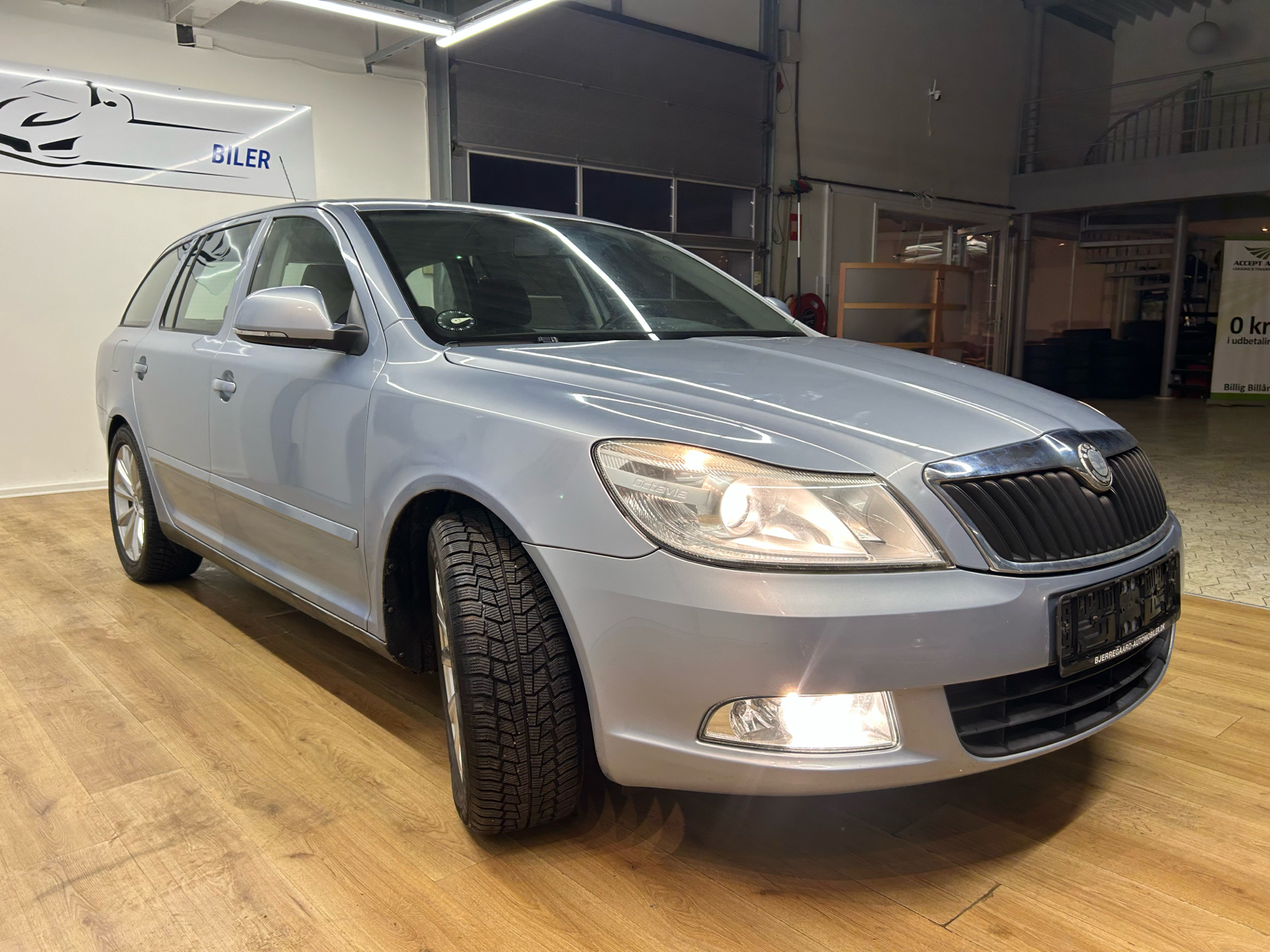 Skoda Octavia 1,6 Combi Commonrail DPF Elegance 105HK Stc