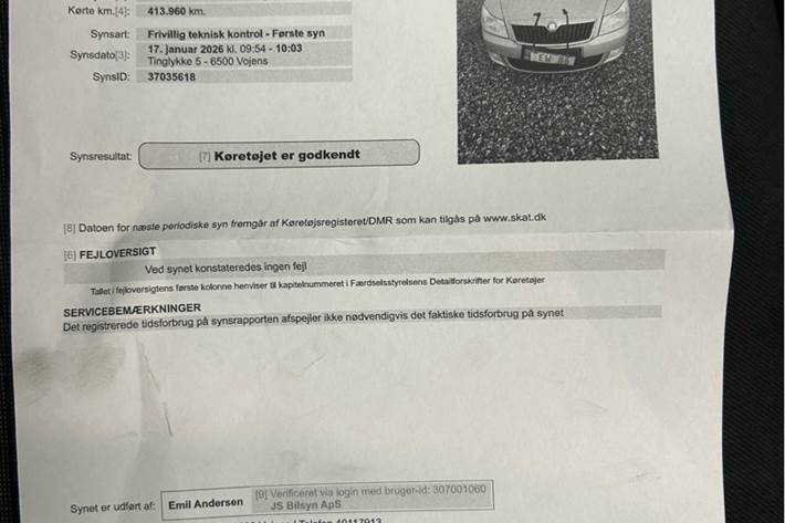 Blå Skoda Octavia fra 2010