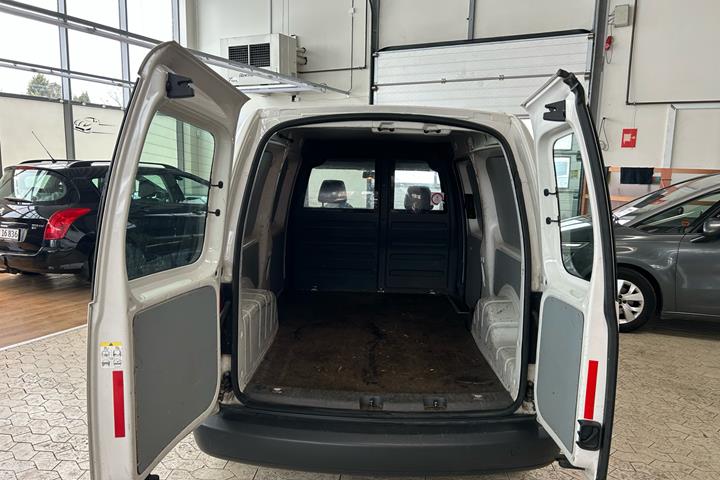 Hvid VW Caddy Maxi fra 2013