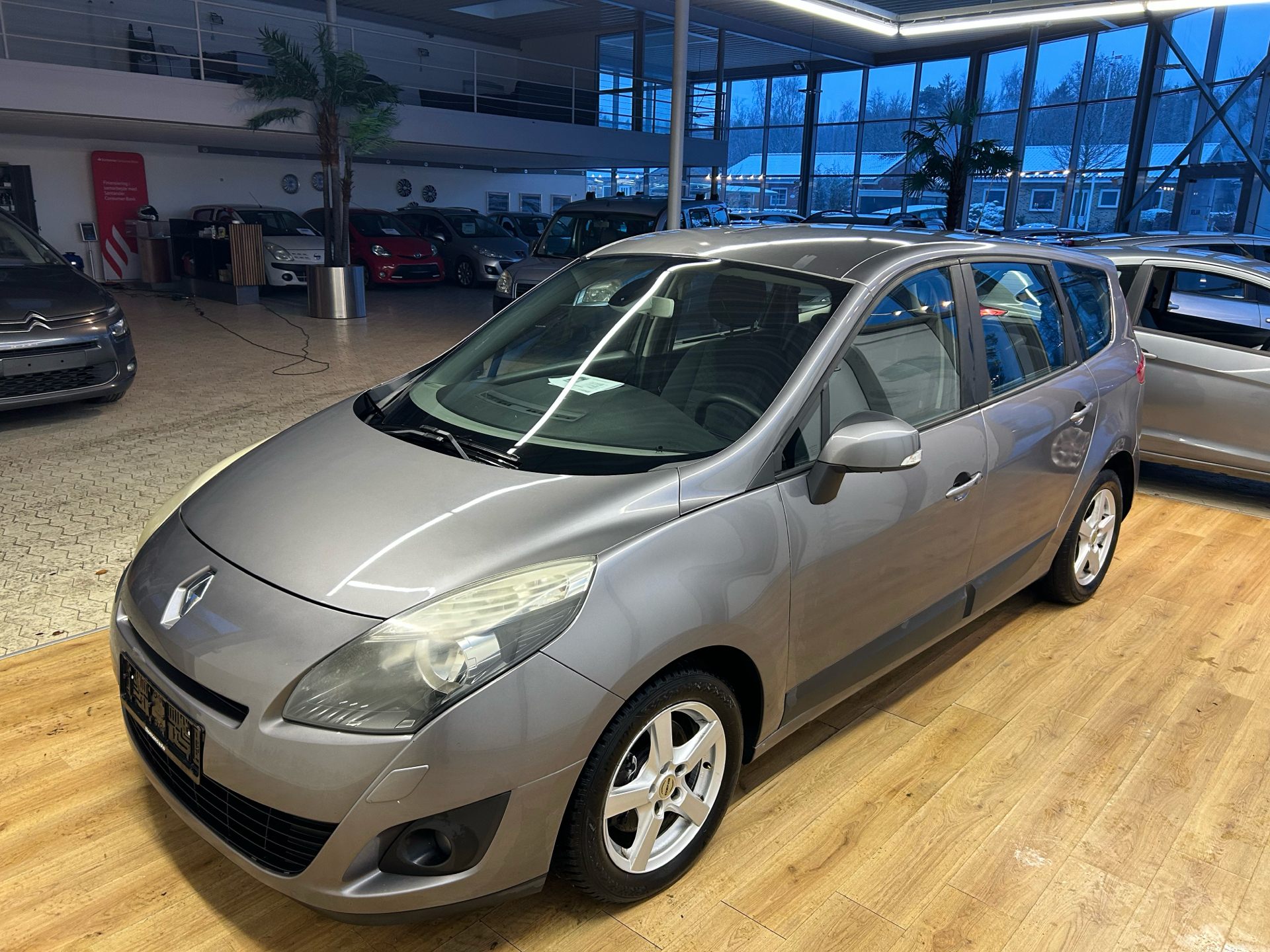 Renault Grand Scénic 1,9 7 pers. DCI FAP Dynamique 130HK 6g