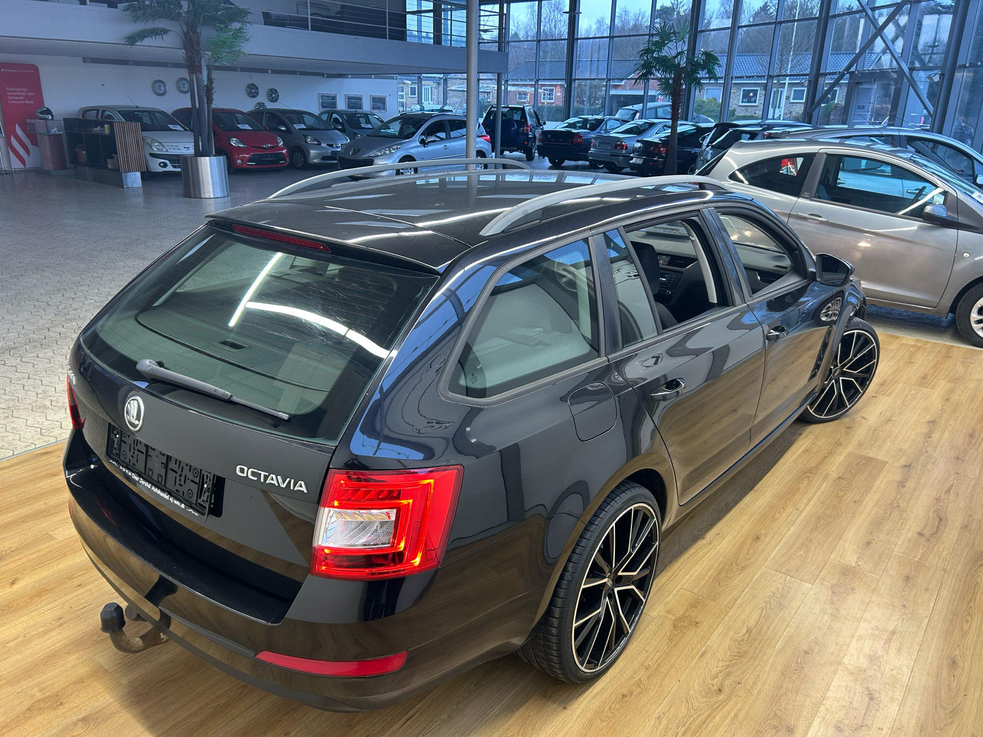 Skoda Octavia 1,6 Combi TDI Common Rail DPF Ambition 105HK Stc