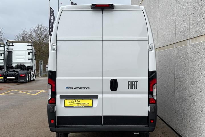 Hvid Fiat E-Ducato fra 2026