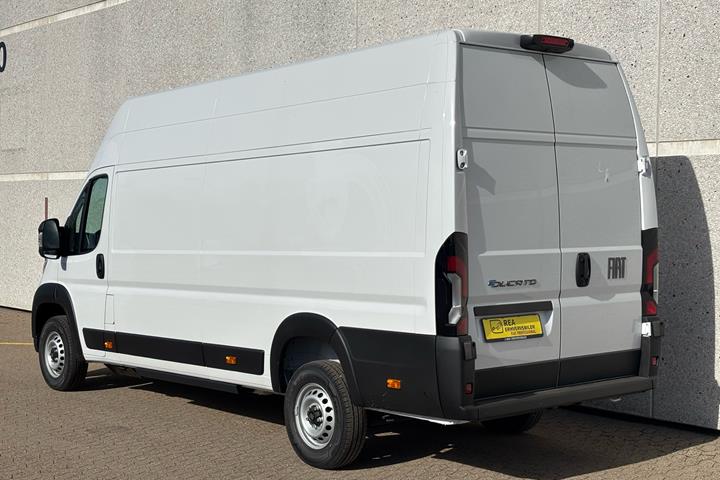 Hvid Fiat E-Ducato fra 2026