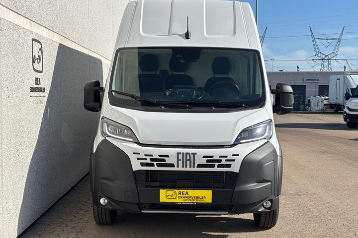Hvid Fiat E-Ducato fra 2026