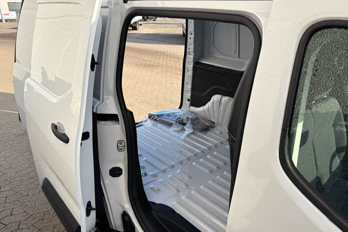 Hvid Fiat Doblò fra 2026