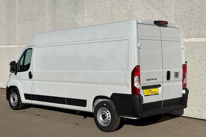 Hvid Fiat Ducato fra 2026