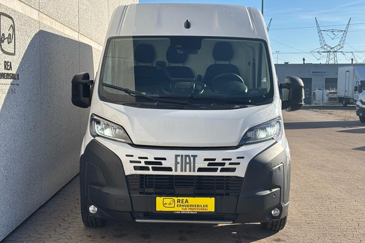 Hvid Fiat Ducato fra 2026