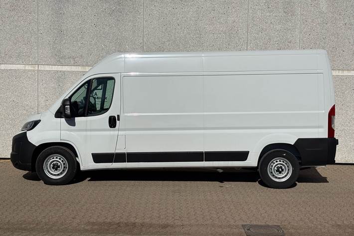 Hvid Fiat Ducato fra 2026