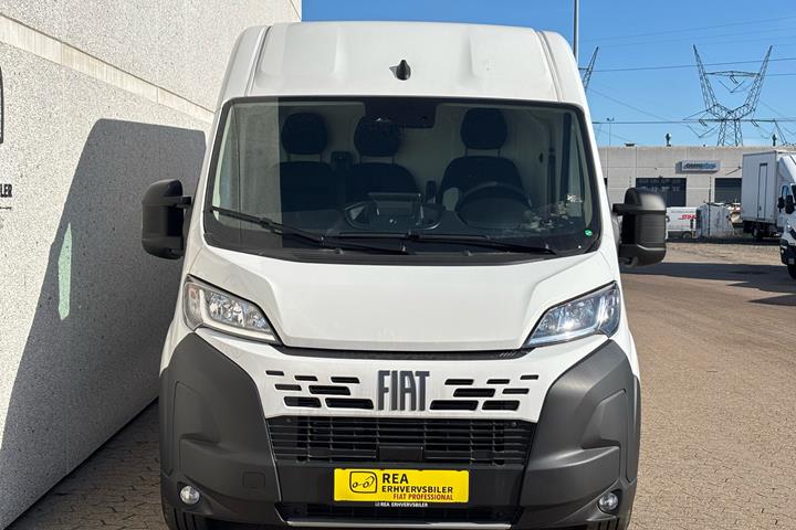 Hvid Fiat Ducato fra 2026