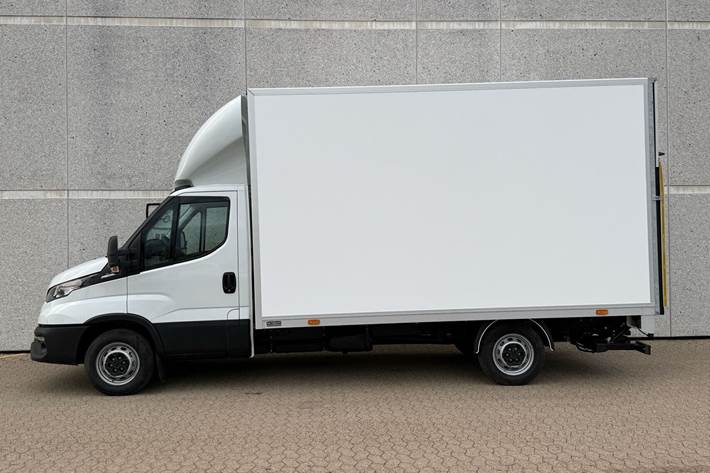 Hvid Iveco Daily fra 2026