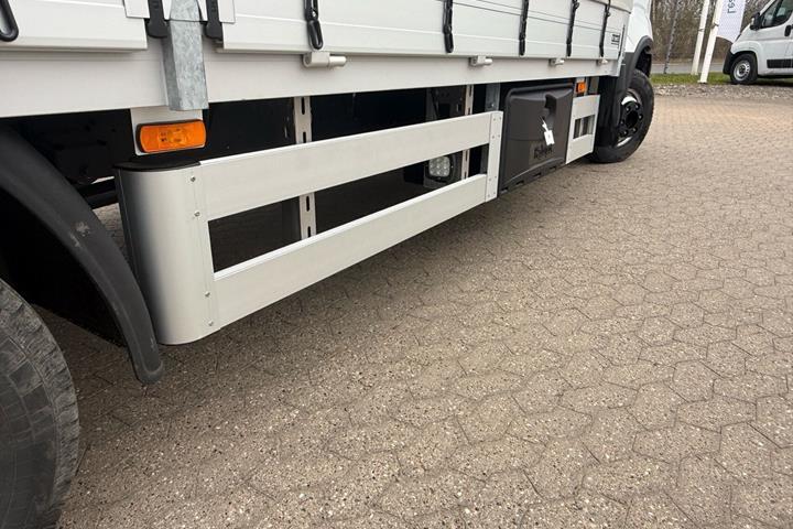 Hvid Iveco Daily fra 2026