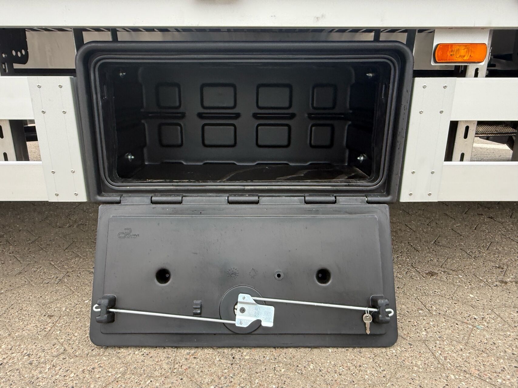 Hvid Iveco Daily fra 2026